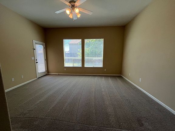 4th image of 9780 McKenna Dr