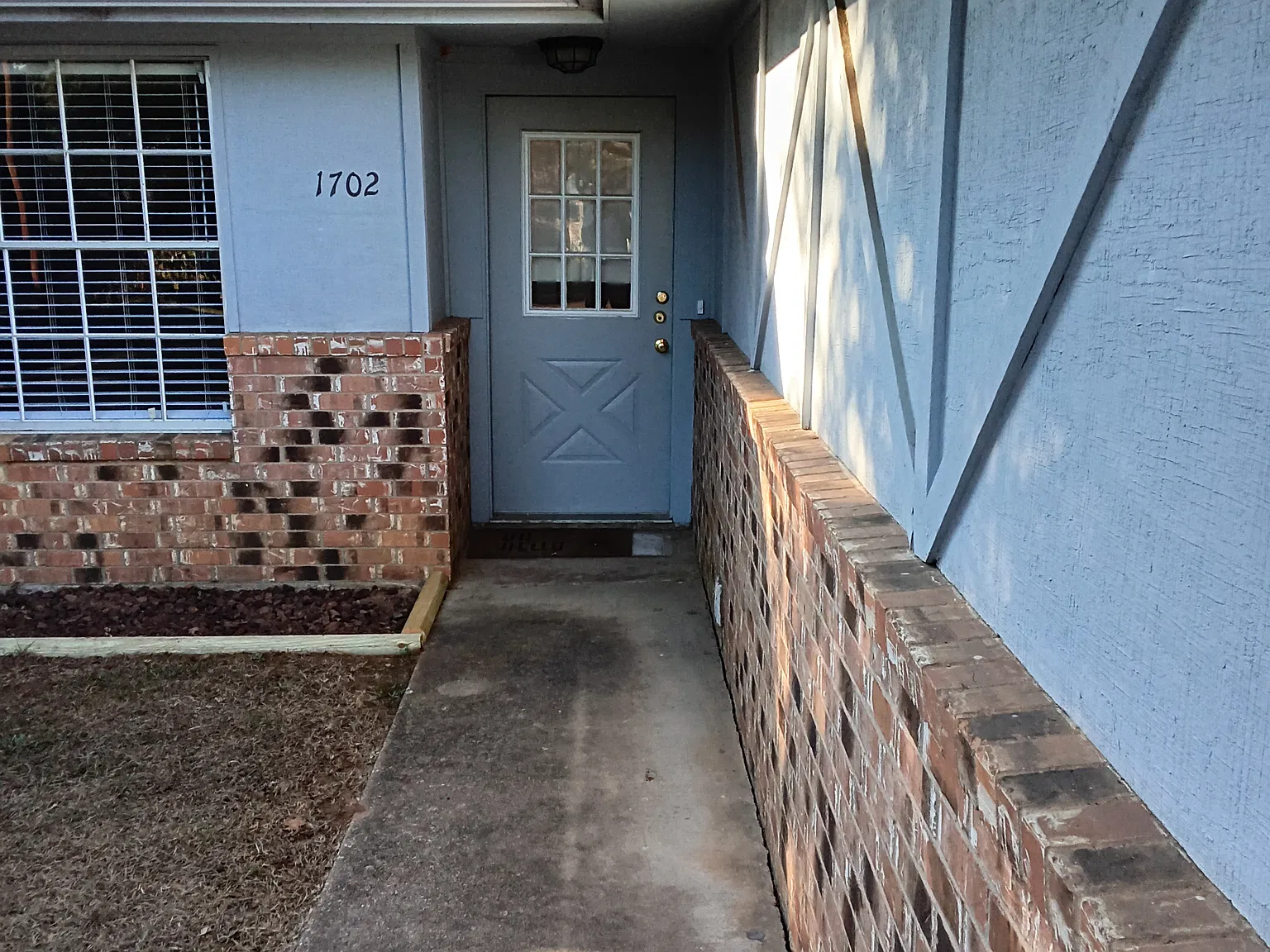3 bed, 1700 sqft, $1,750 — Photo 2