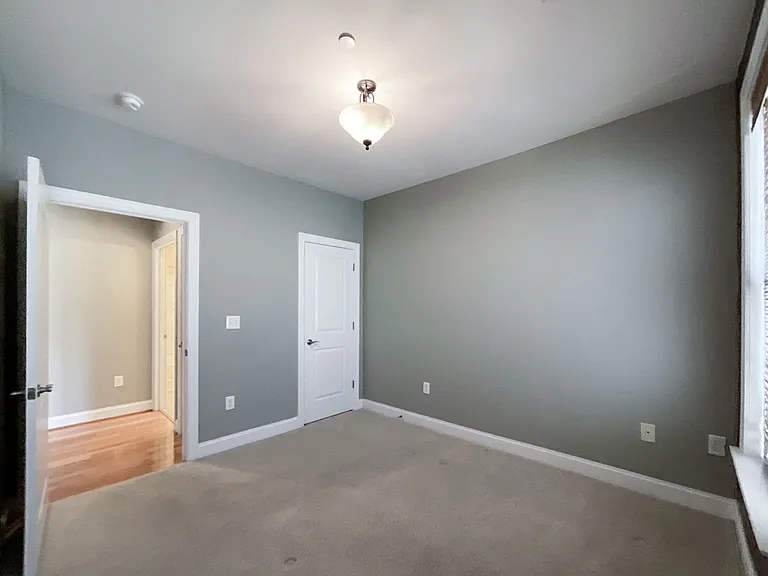 518 Clarice Ave #308 — Photo 5