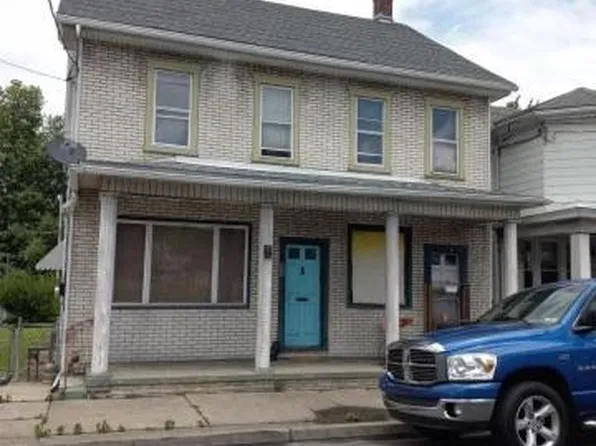 629-631 Main St, Lykens, PA 17048