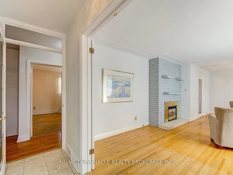 530 Huron St — Photo 4