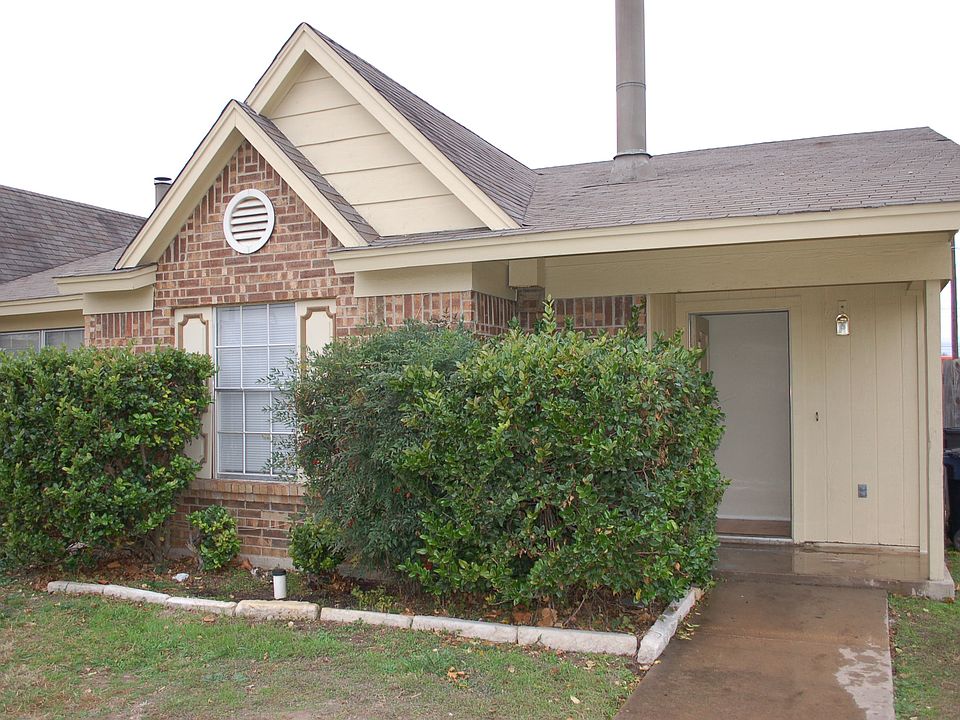 1st image of 7466 Tiffany Meadows Ln
