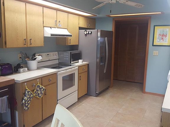 2nd image of 2545 Vaughn Ave