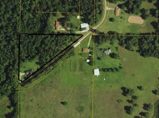 102 C W Moore Rd, Carriere, MS 39426