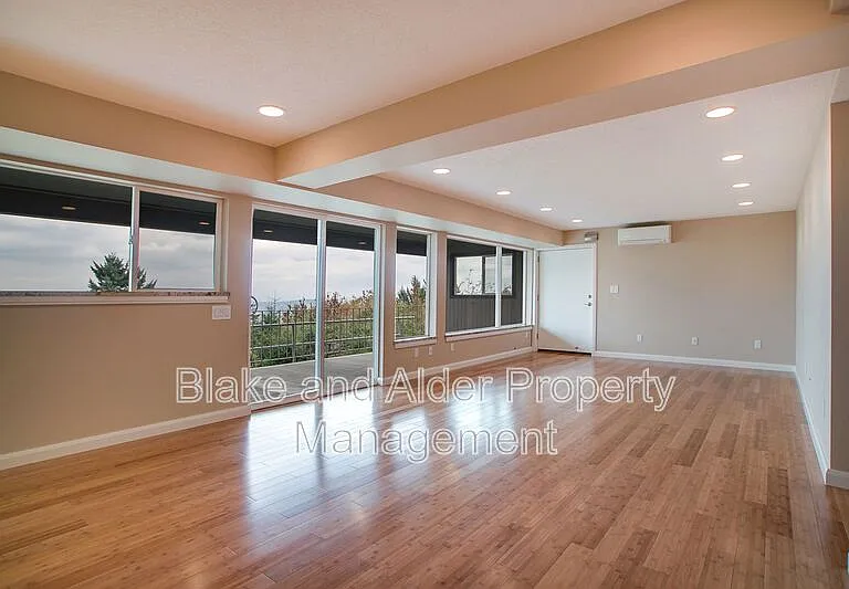 4330 SW Council Crest Dr #B — Photo 4