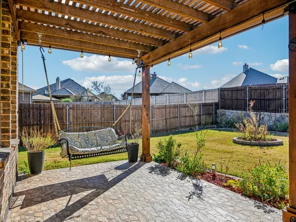 3209 Brighton Dr, Midlothian, TX 76065