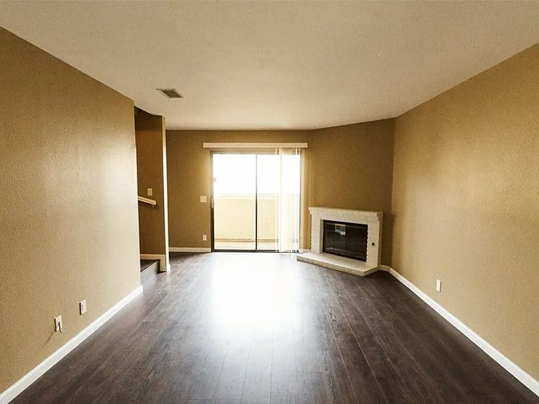 4517 College Way #J — Photo 17