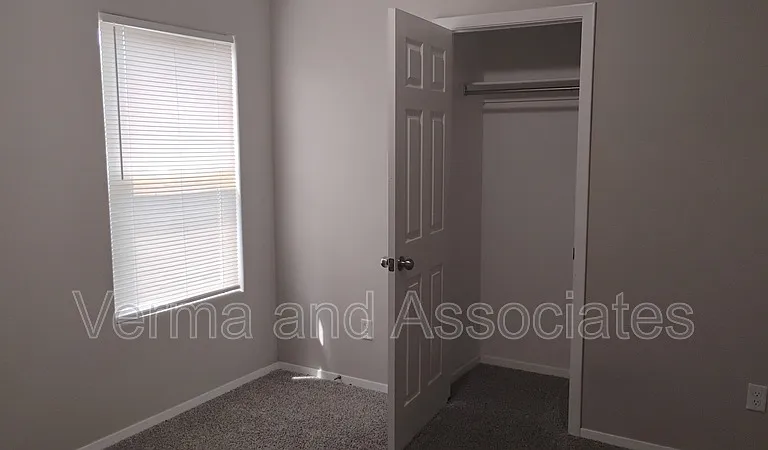 1701 Forest Dr — Photo 15
