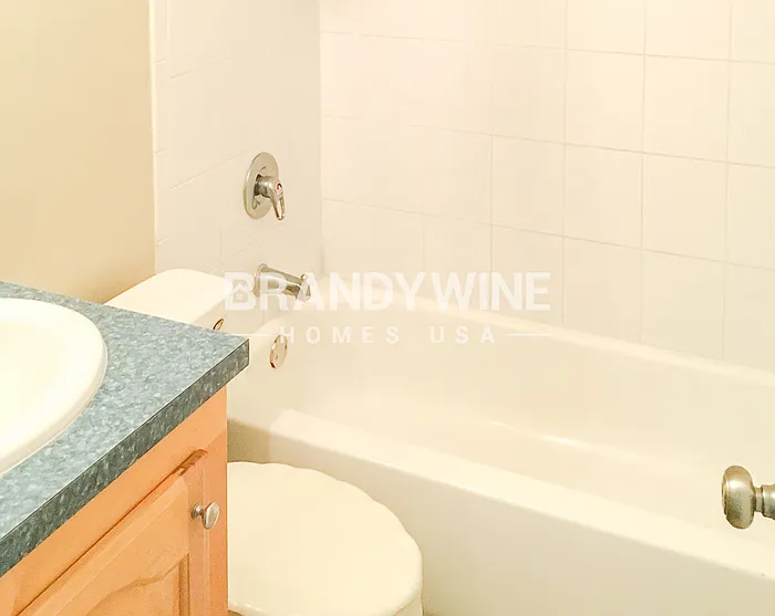 5906 Marty Ct — Photo 7