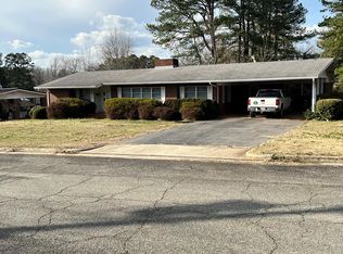 710 Overlook Rd, Chase City, VA 23924