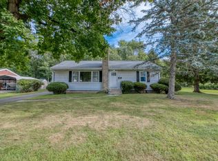 15 W Summit St, South Hadley, MA 01075
