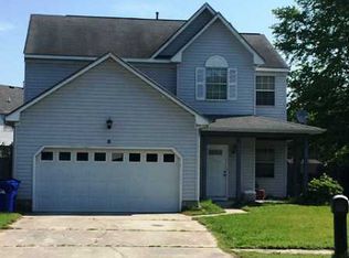 8 Admiral Ct, Portsmouth, VA 23703