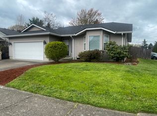 2726 S 12th St, Lebanon, OR 97355