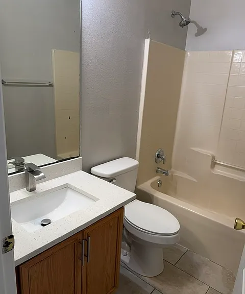 807 Palermo Ct — Photo 16