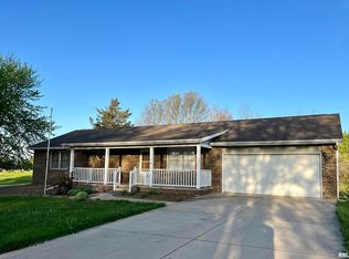 2000 Marshall Rd, Eureka, IL 61530