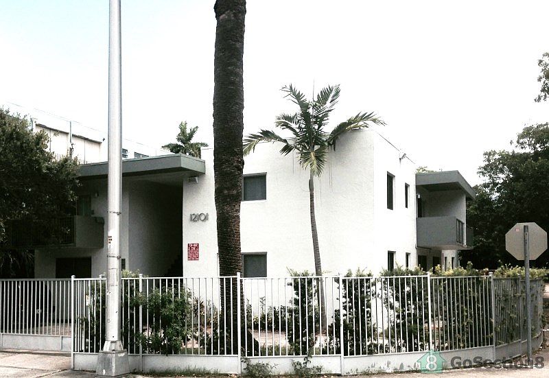 1st image of 12101 NE 6th Ave APT 5