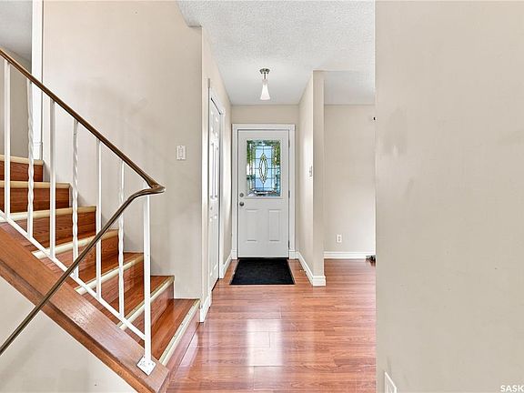 3rd image of 145 Dalgliesh DRIVE