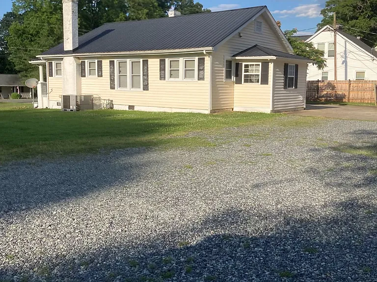 2321C Swepsonville Rd #C — Photo 2