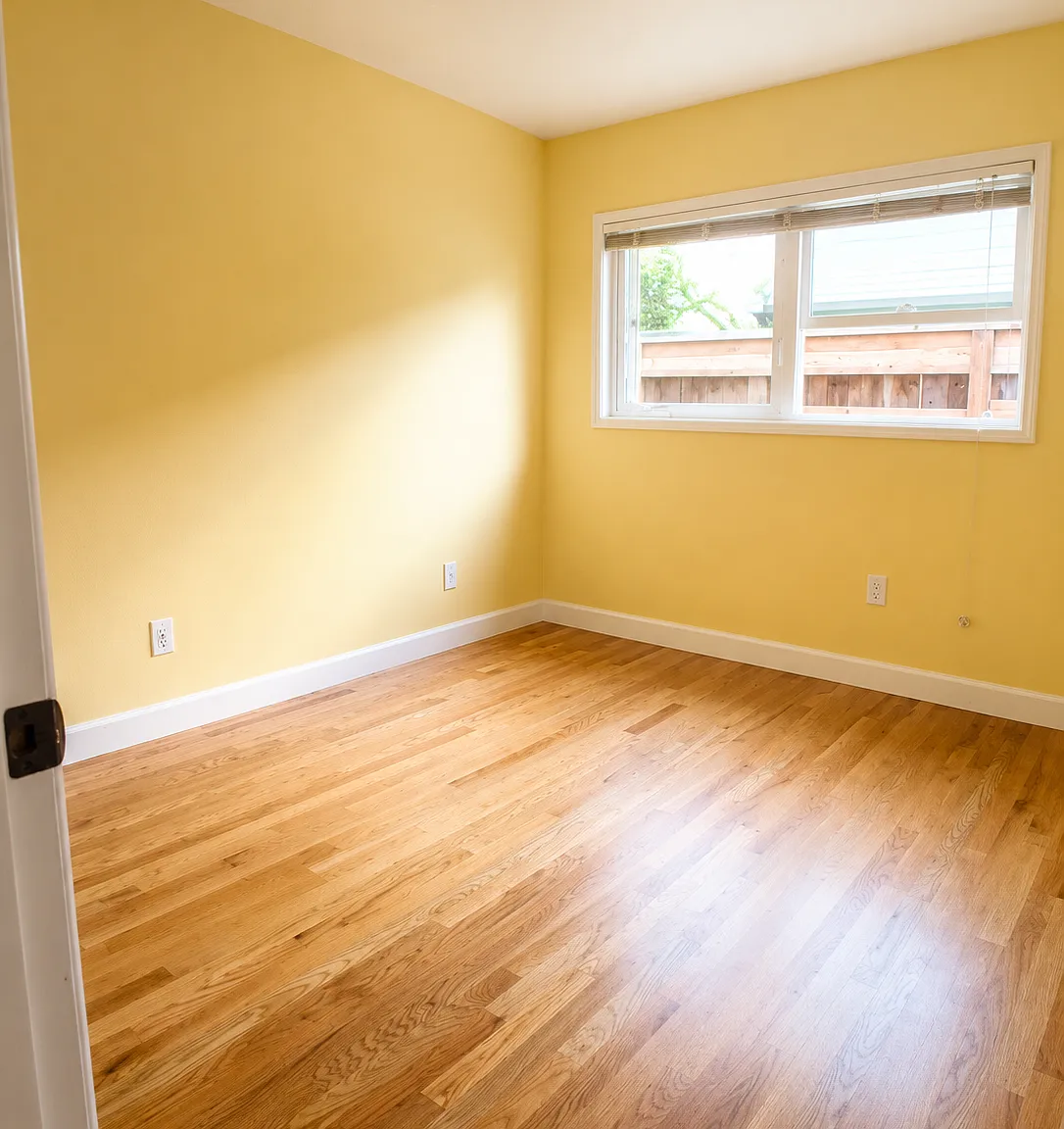 4 bed, 1500 sqft, $900 — Photo 2