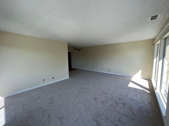 5th image of 1400 Hopkins Ave #101