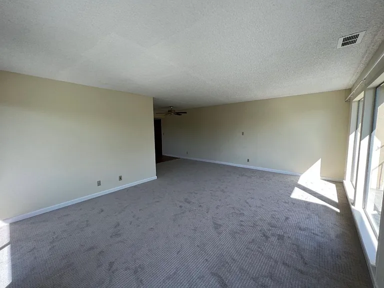 1400 Hopkins Ave #301 — Photo 5
