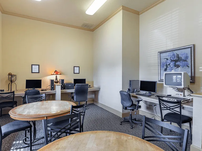 Nolen Grand Apartments — Photo 20
