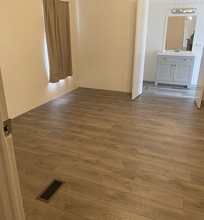 4th image of 2700 Acequia Dr SW