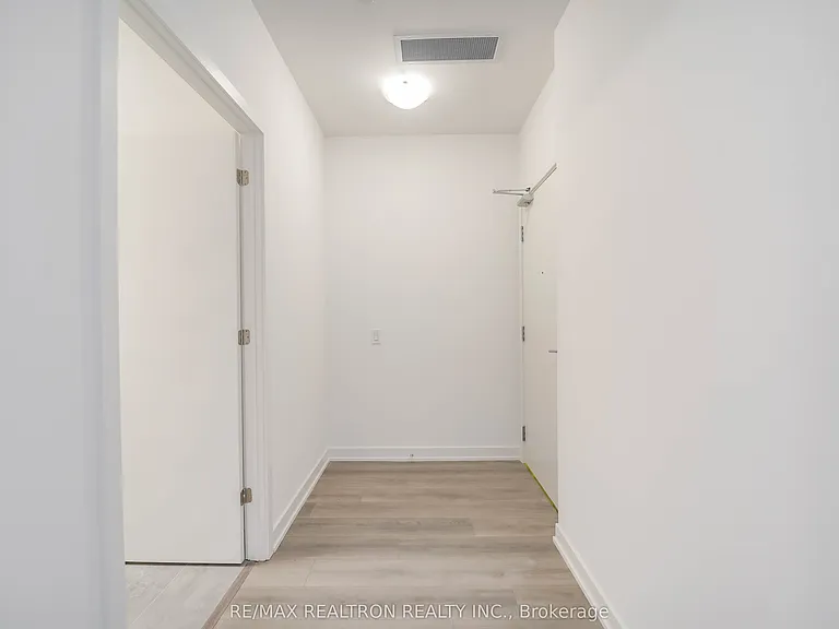 7439 Kingston Rd #101A — Photo 5