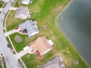 1107 Abbey Place Blvd, Fort Wayne, IN 46804
