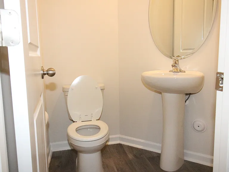 1185 Evelynnview Ln — Photo 5