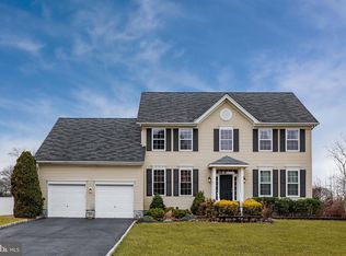 6 Sousa Ct, East Windsor, NJ 08520