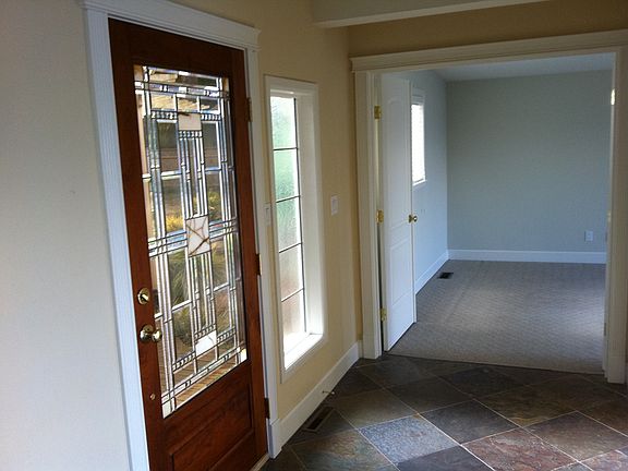 4th image of 8266 Grand Ave NE