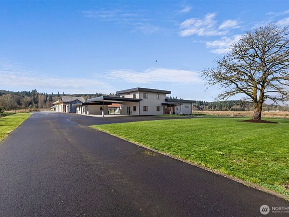 2nd image of 360 Smokey Valley Road