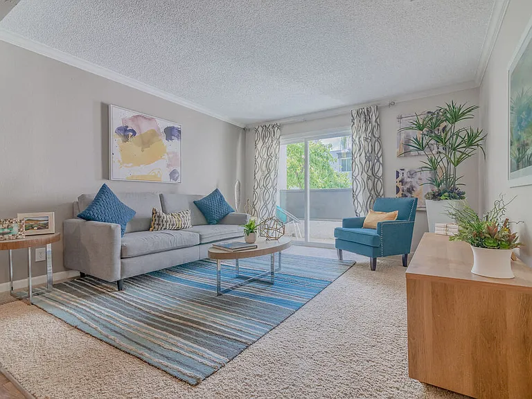 City View Apartments at Warner Park — Photo 13