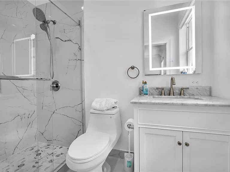 4707 SW 195th Ter — Photo 64