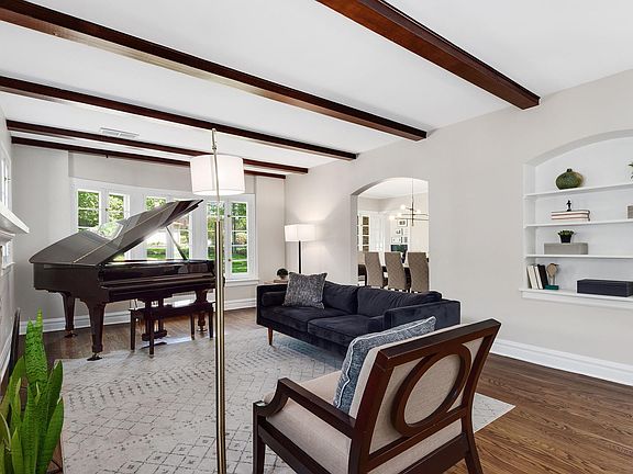 4th image of 4609 Woodland Ave
