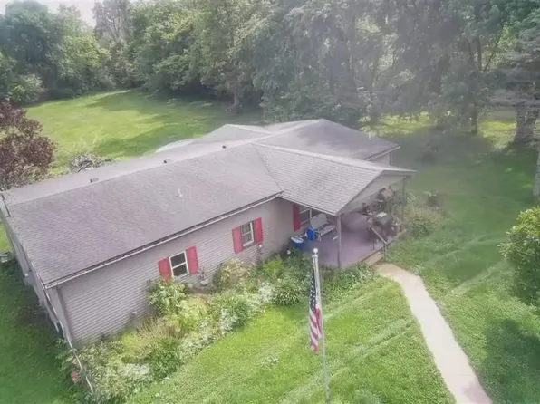 4298 W Goodson Ave, West Terre Haute, IN 47885