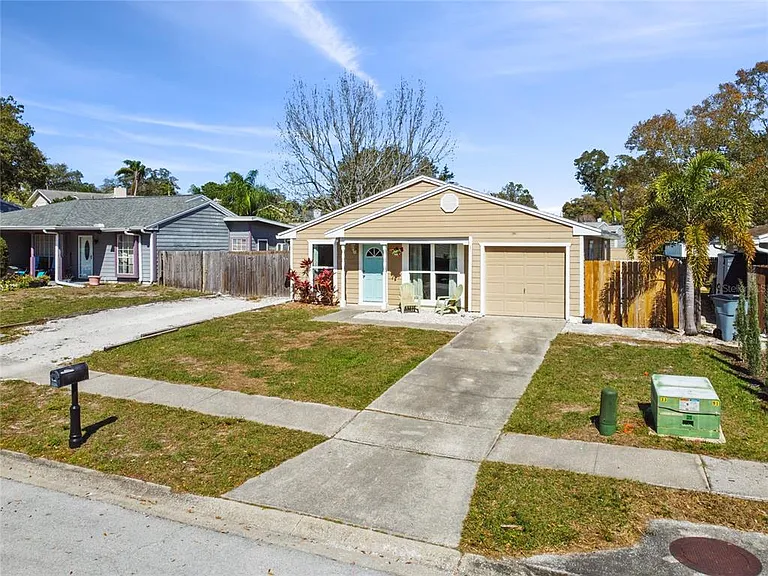 2803 Northcote Dr — Photo 1