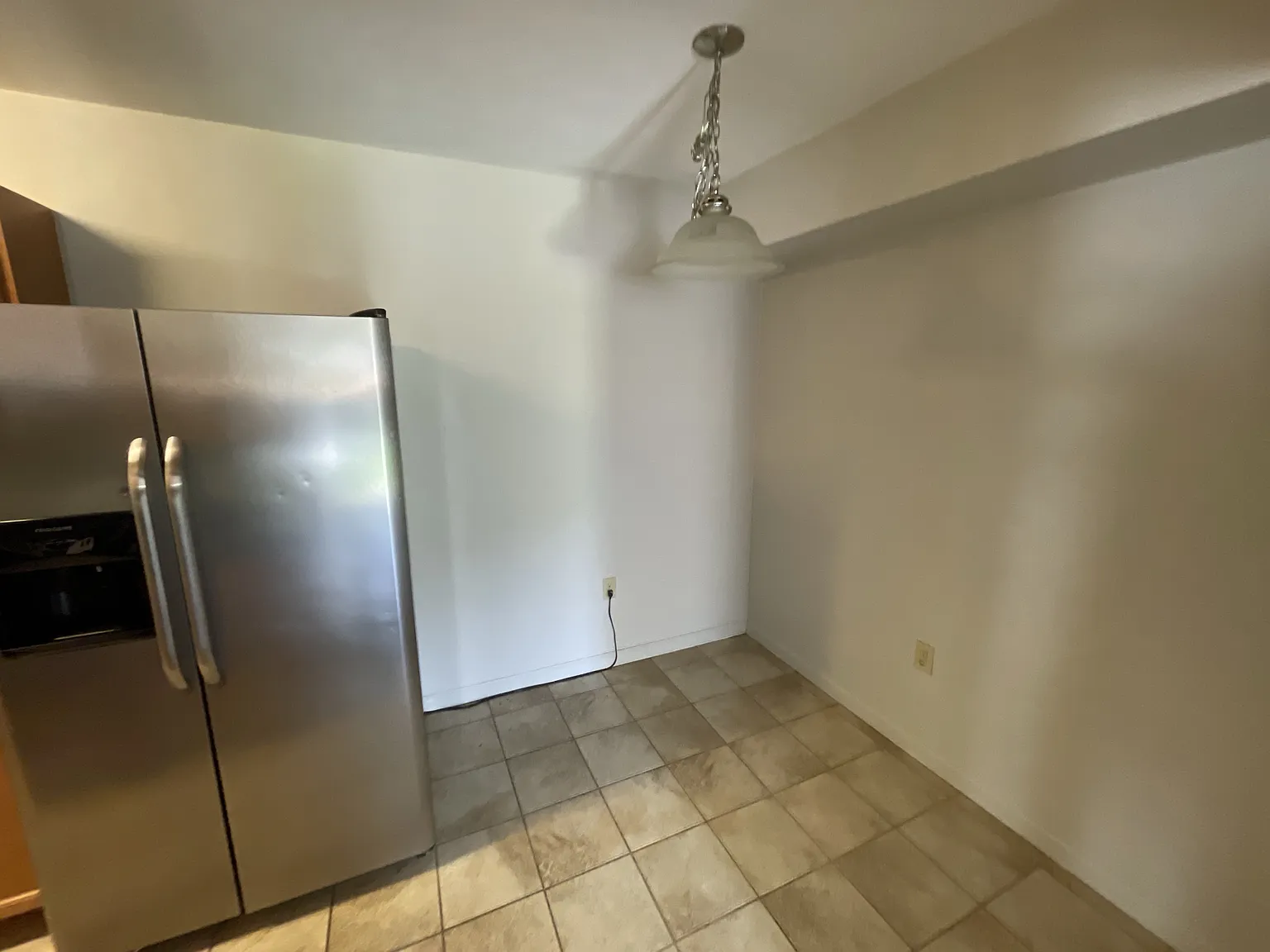 2 bed, 1100 sqft, $950 — Photo 4