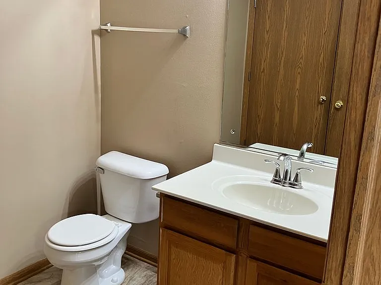 4 Unit at 5409-5415 45th Street. — Photo 6