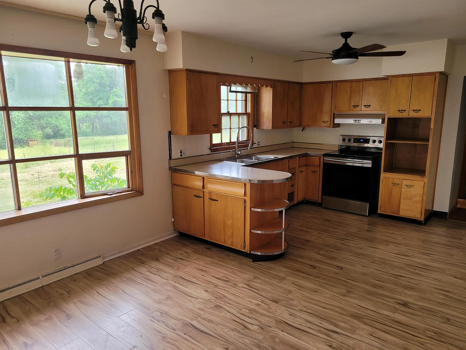 2853 W State Route 63 - House — Photo 2