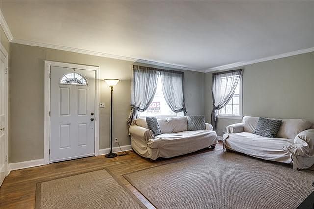 2nd image of 1514 Wendell Ave