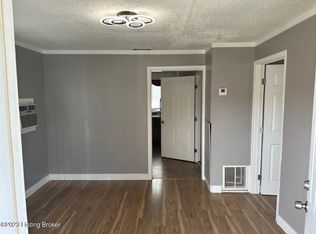 4535 Stonestreet Ave, Louisville, KY 40216