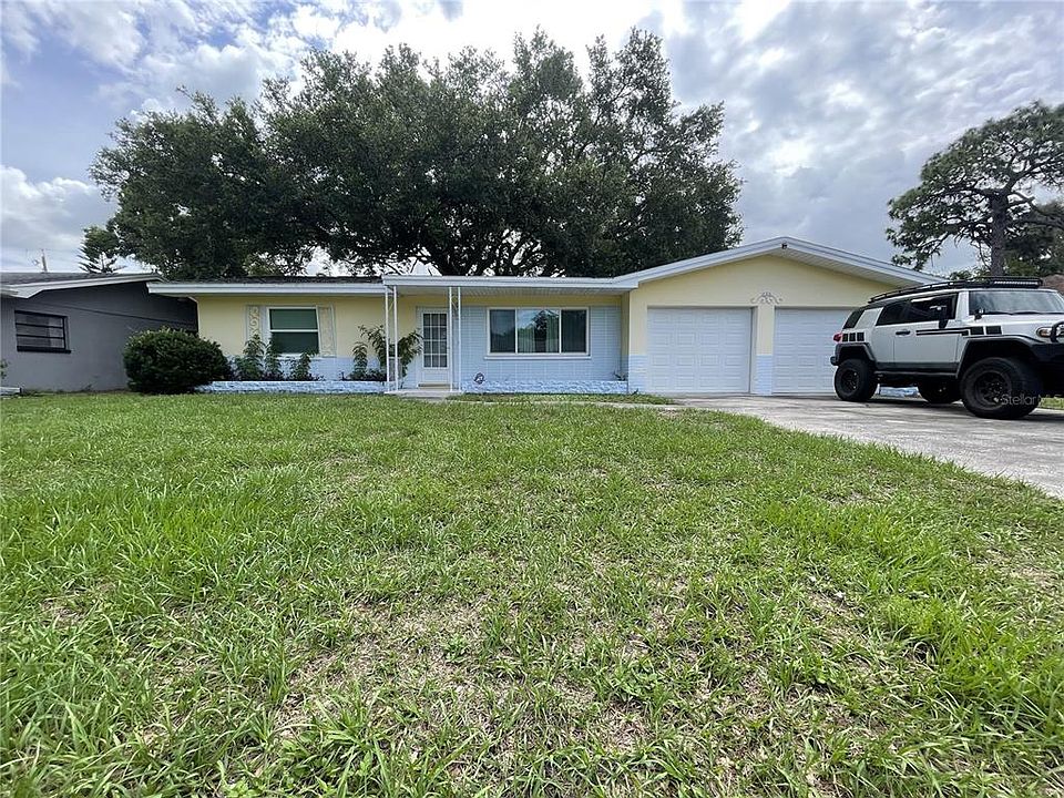 1st image of 635 DEVILLE DRIVE E