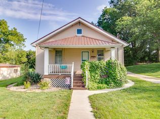 224 E Hoehn St, Carlinville, IL