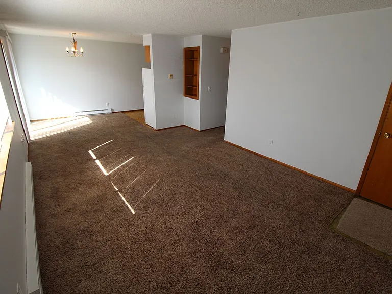 1223 E Nora Ave — Photo 10