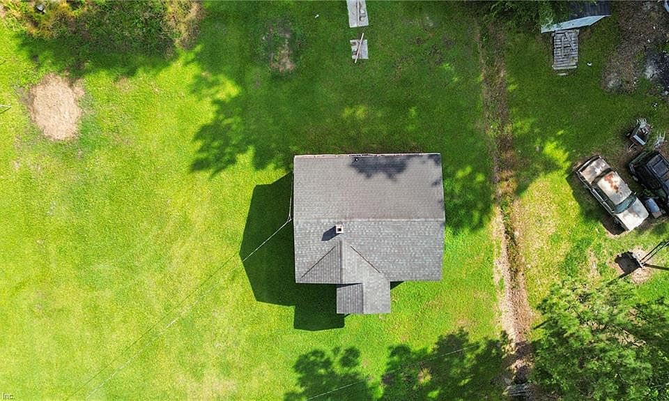 1st image of 592 Crooked Run Rd