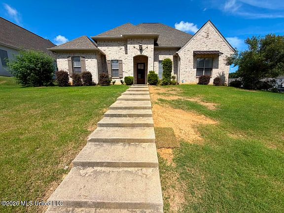 4th image of 170 Stone Creek Dr