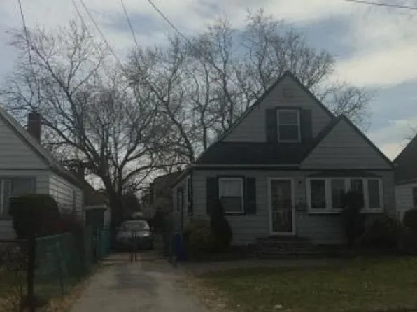 239-30 147th Dr, Jamaica, NY 11422