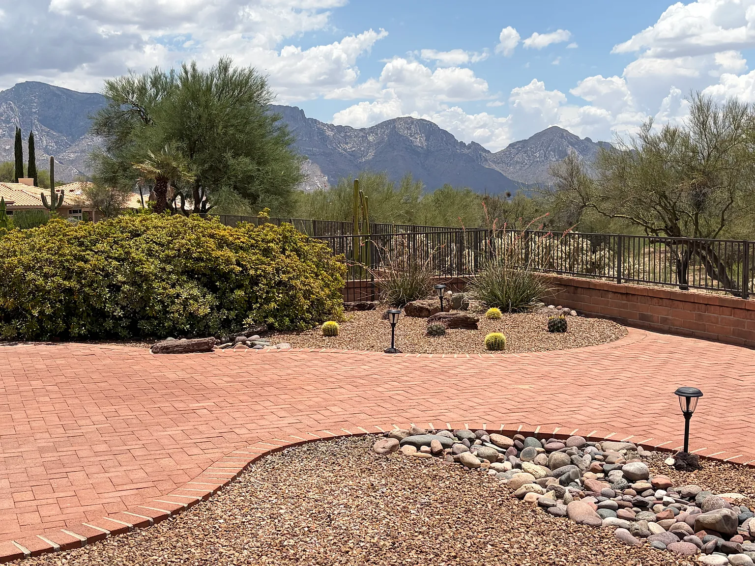 2 bed, 2.5 bath, 2034 sqft, $3,000 — Photo 4